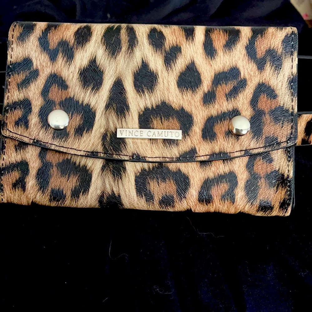 Vince Camutto belt bag